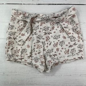Toddler Girl Belted Floral Patterned Bubble Shorts
